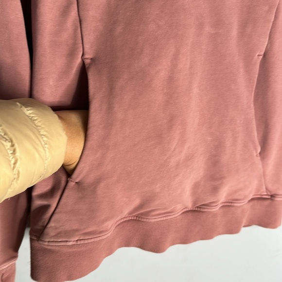 Lululemon Scuba Pullover Hoodie Mauve Washed Quicksand Size 10 - Picture 4 of 9
